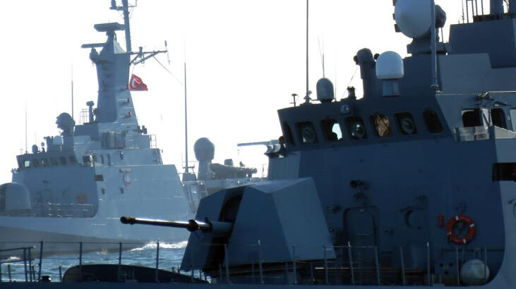Türk gemisine saldıran Fransızlar Türk Donanması gelince kaçtıklarını kendileri haber yaptılar…