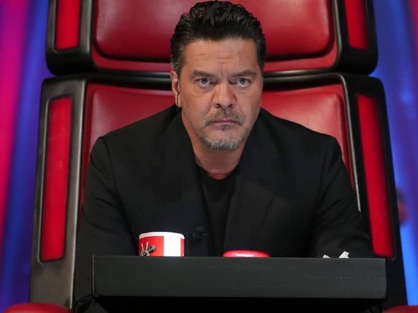 Beyazıt Öztürk’ün sahte hesaplar için mahkemeye gitti