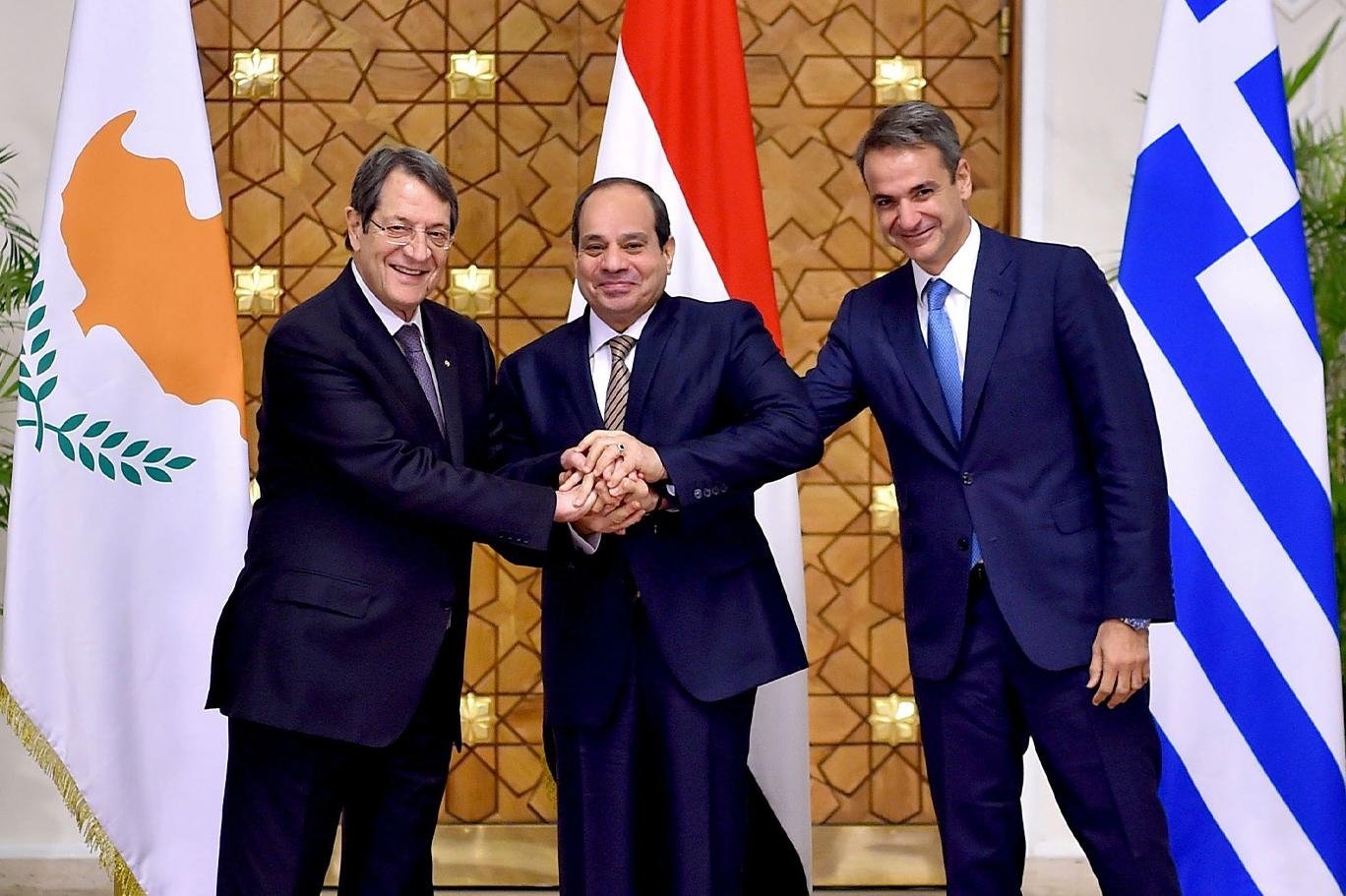 Fransa ve Mısır Akdeniz’de ortak tatbikat düzenliyor