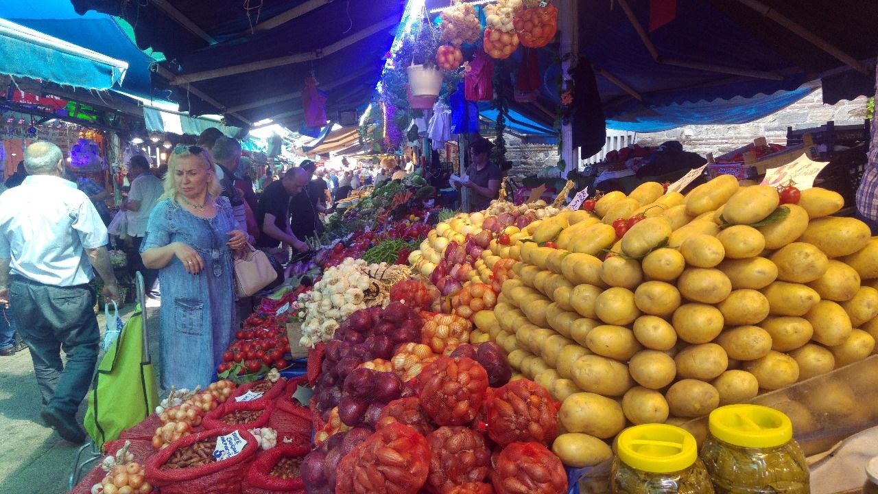 Kuru soğan ve  patates, ihracı ön izne bağlı mallar listesinden çıkarıldı.