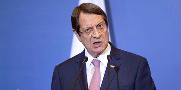 Rum şeysi Anastasiadis, Türkiye Akdeniz’de gemi yüzdürerek uluslararası kuralları ihlal ediyor. ”Modern çağa aykırı” dedi.