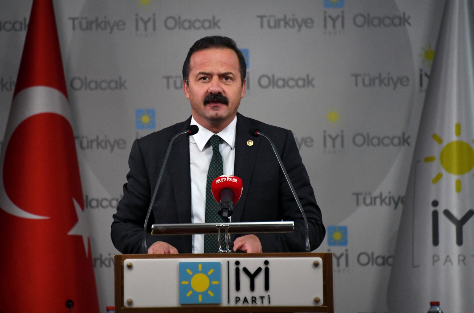 İyi Parti bulunan doğalgaz rezervine sevindi!