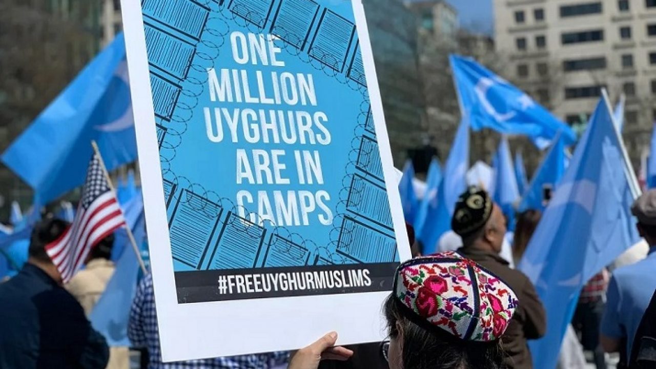 ABD Çin’i sıkıştırmak için Uygur Türklerine yapılan zulmü resmen görmeyi amaçlıyor