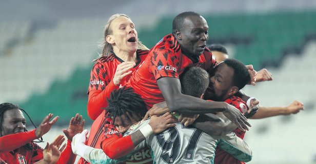 Kartal yarı finalde!