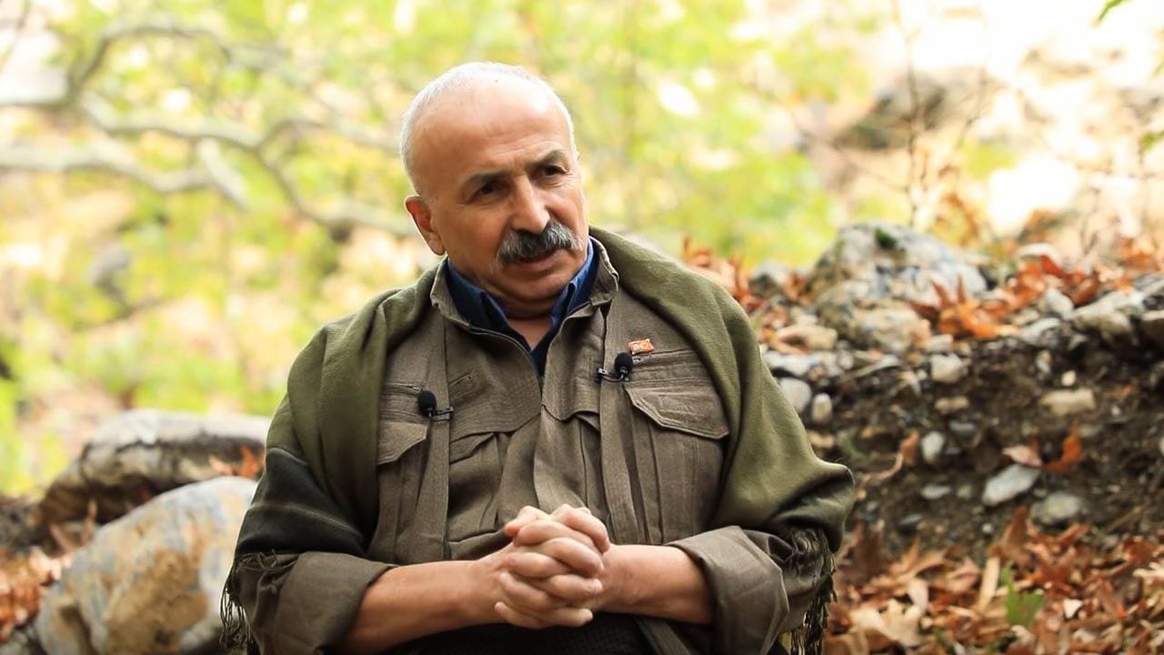 Terörist başı Karasu’dan Peker videolarına destek!